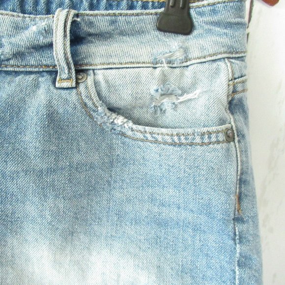 SOLDL1961 Karlie Boyfriend Shorts Light Distressed - Picture 3 of 7